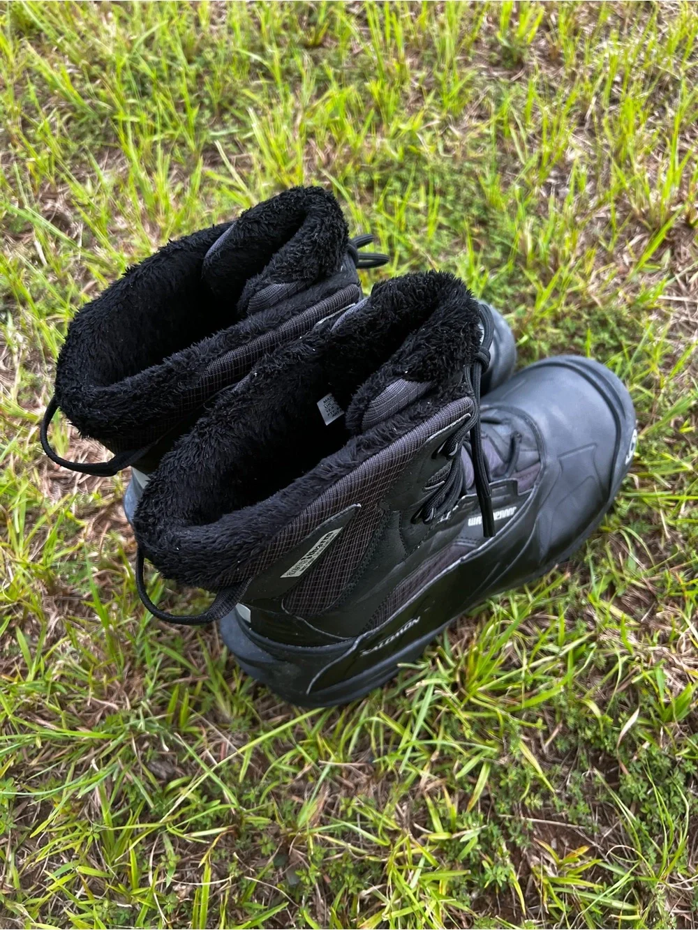 Salomon clean worn